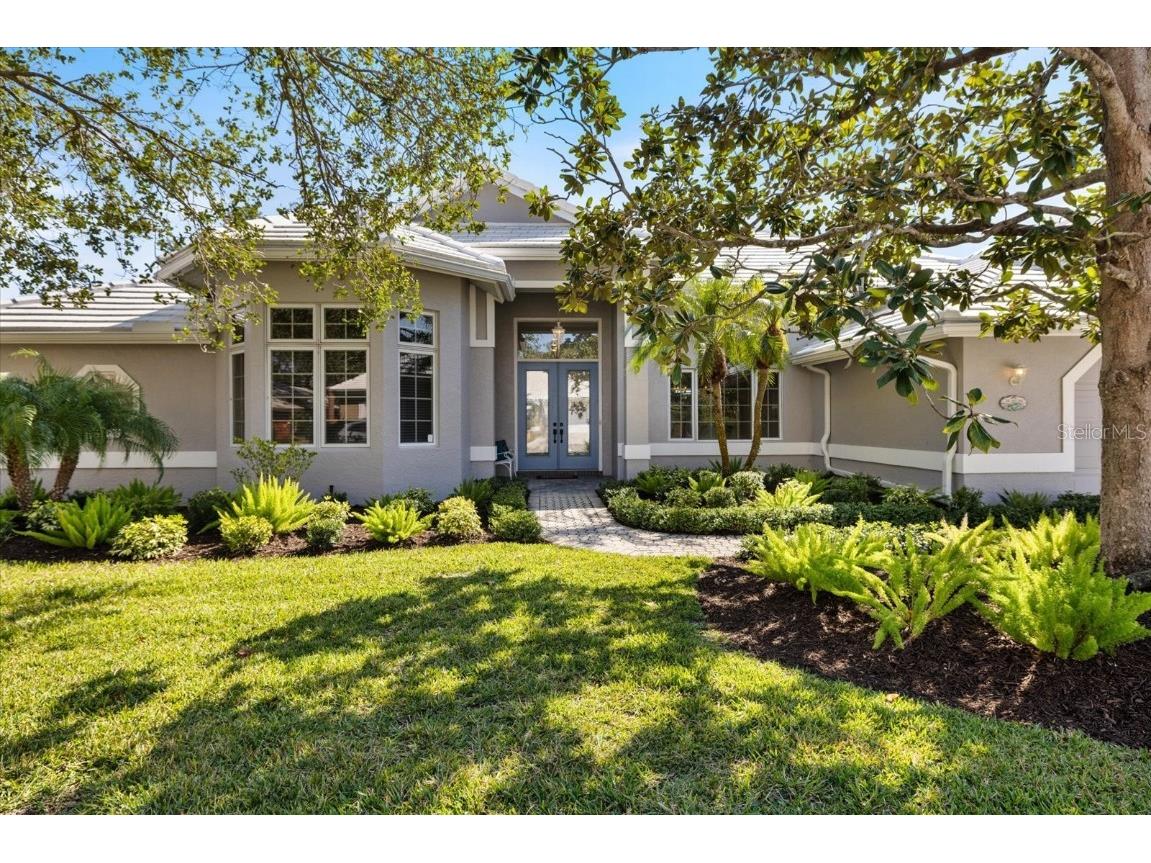 8579 Woodbriar Drive Sarasota FL 34238 A4639421 image1