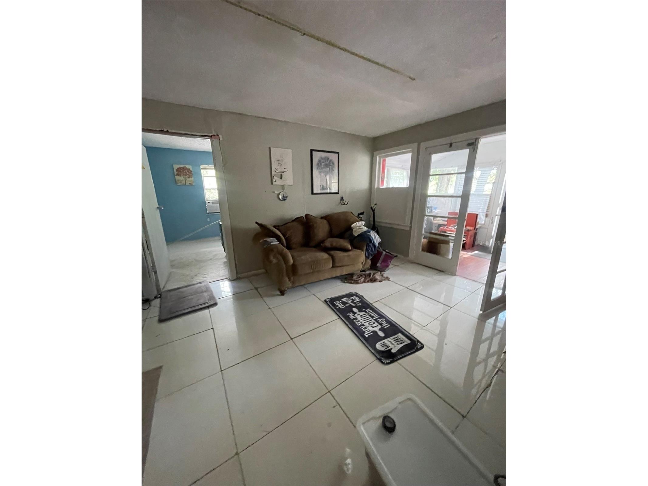 858 35th Avenue S Saint Petersburg FL 33705 A4678093 image17