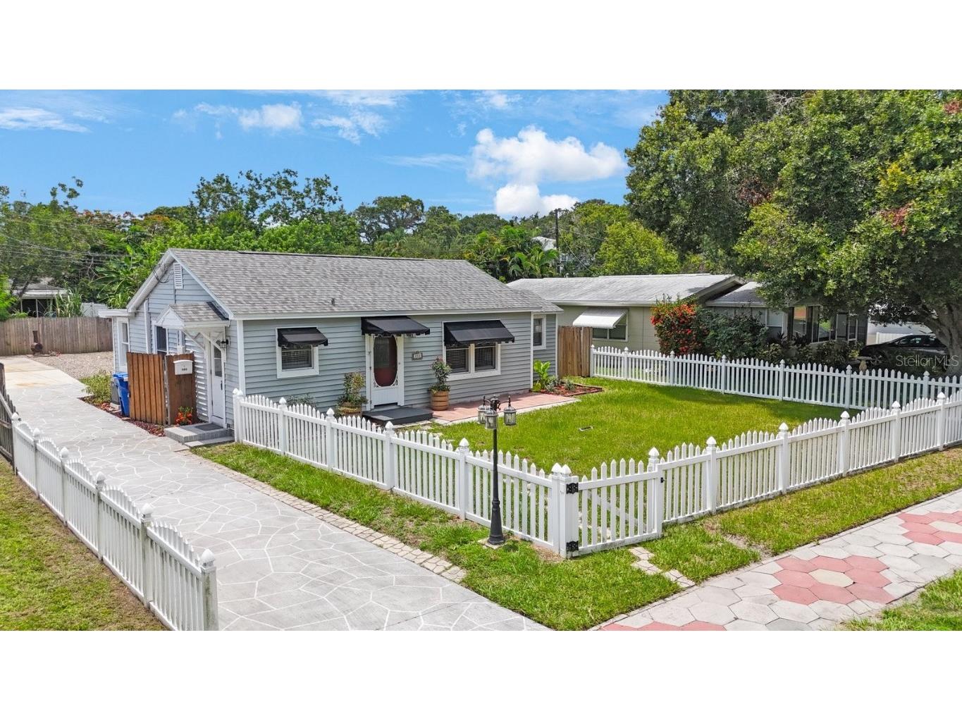 858 41st Avenue N Saint Petersburg FL 33703 U8249924 image1