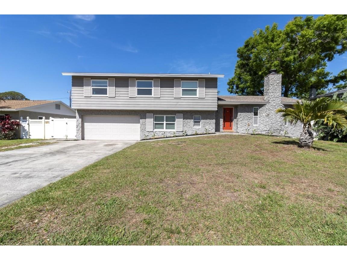 8580 139th Lane Seminole FL 33776 TB8369521 image1