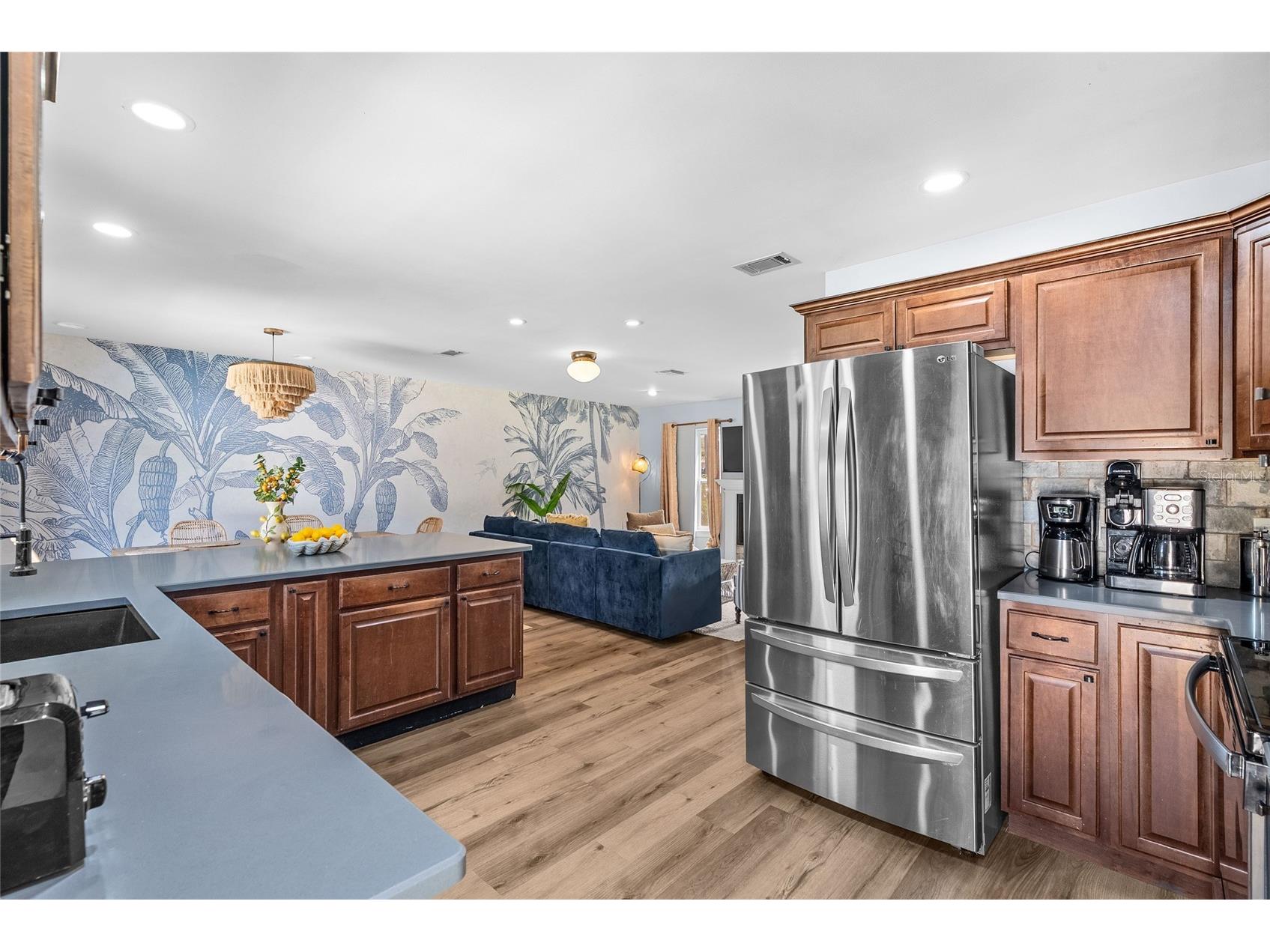 8580 139th Lane Seminole FL 33776 TB8487807 image10