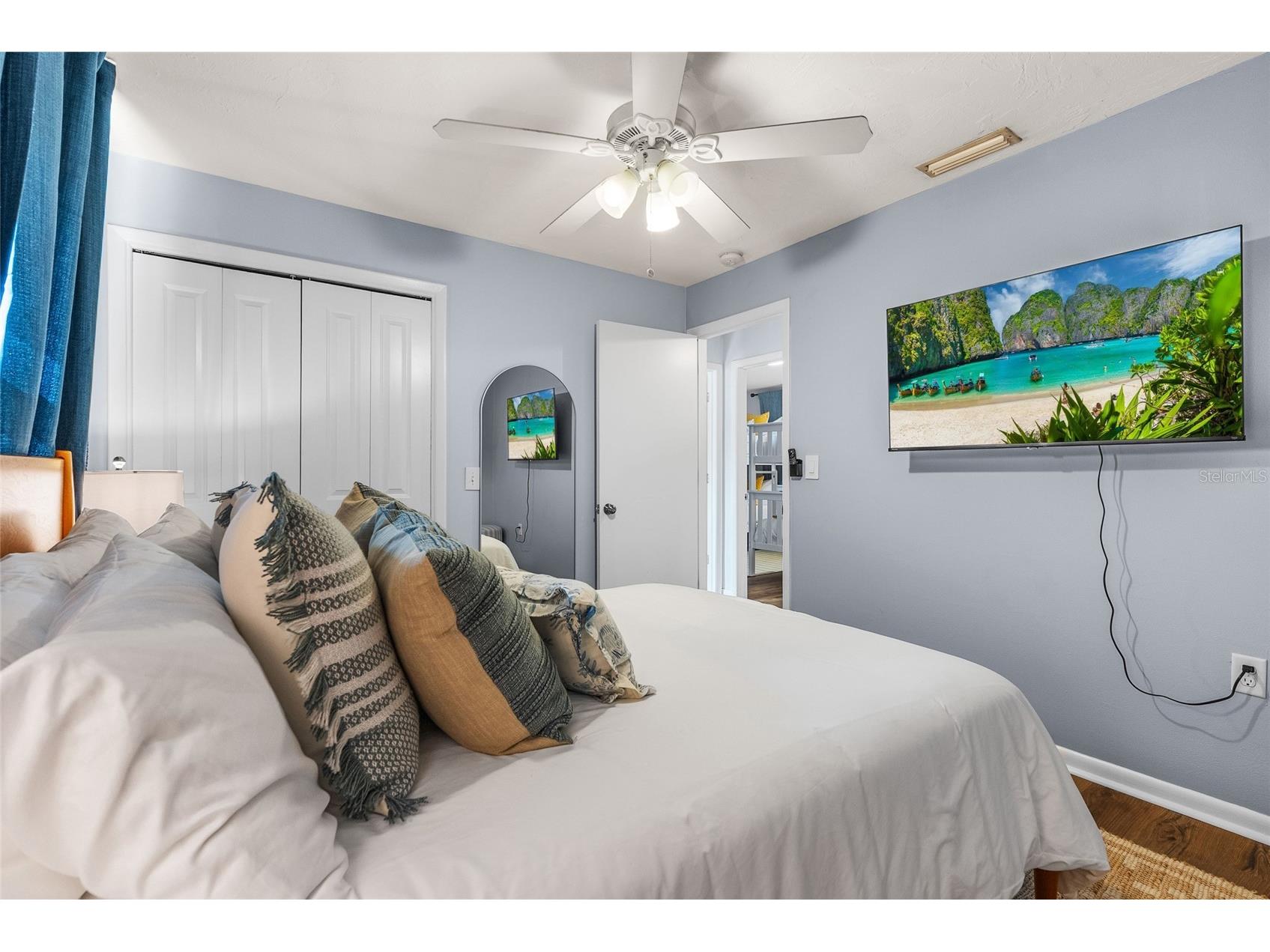 8580 139th Lane Seminole FL 33776 TB8487807 image18