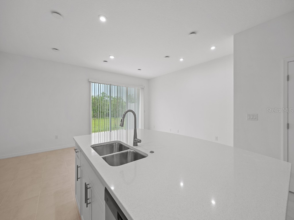 8581 Lunar Skye Street Sarasota FL 34241 A4660971 image8