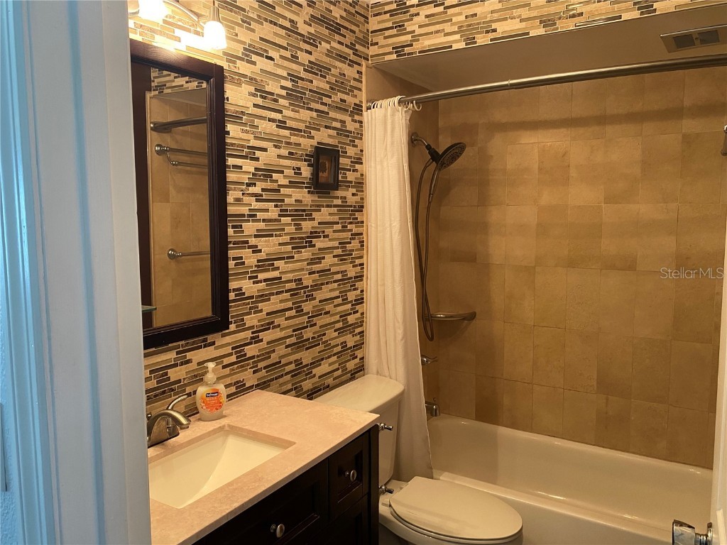 8584 111th Street #309 Seminole FL 33772 TB8419356 image9