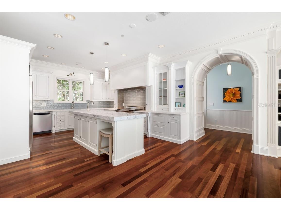 8585 Midnight Pass Road Sarasota FL 34242 - LITTLE SARASOTA BAY A4660258 image14