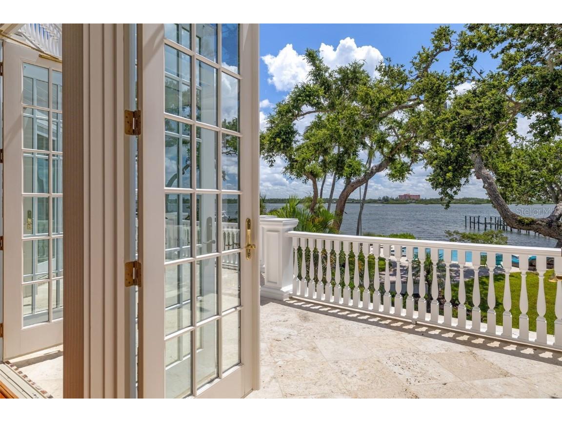 8585 Midnight Pass Road Sarasota FL 34242 - LITTLE SARASOTA BAY A4660258 image28