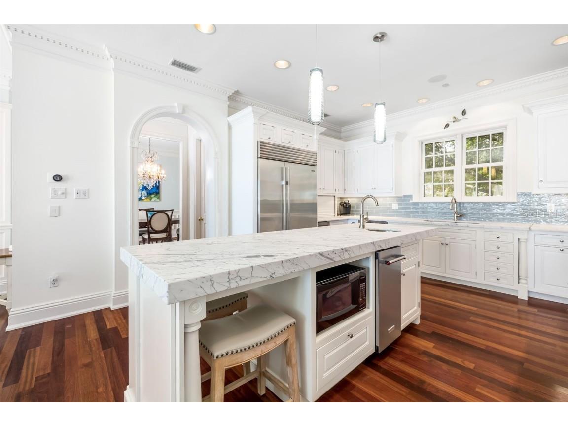 8585 Midnight Pass Road Sarasota FL 34242 - LITTLE SARASOTA BAY A4660258 image39