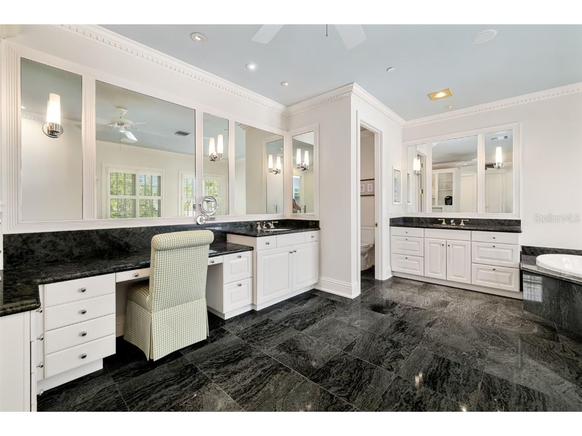 8585 Midnight Pass Road Sarasota FL 34242 - LITTLE SARASOTA BAY A4660258 image52