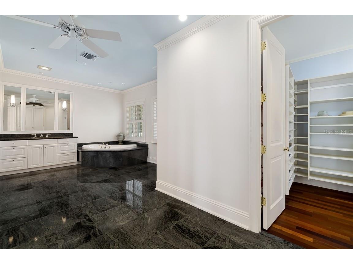 8585 Midnight Pass Road Sarasota FL 34242 - LITTLE SARASOTA BAY A4660258 image55