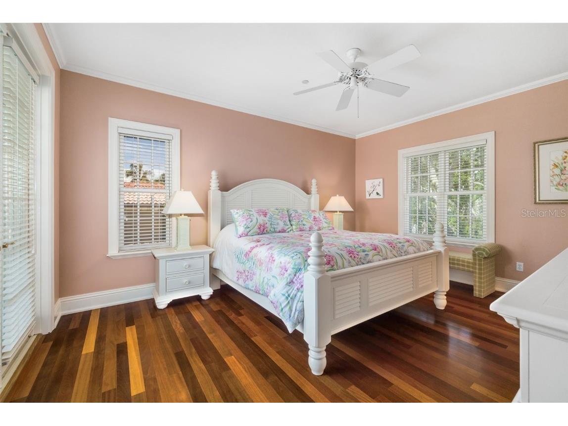 8585 Midnight Pass Road Sarasota FL 34242 - LITTLE SARASOTA BAY A4660258 image56