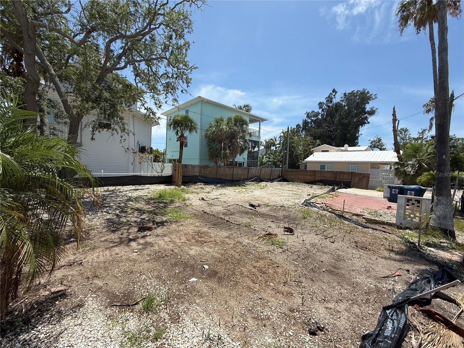 8586 E Bay Drive Treasure Island FL 33706 TB8512413 image1