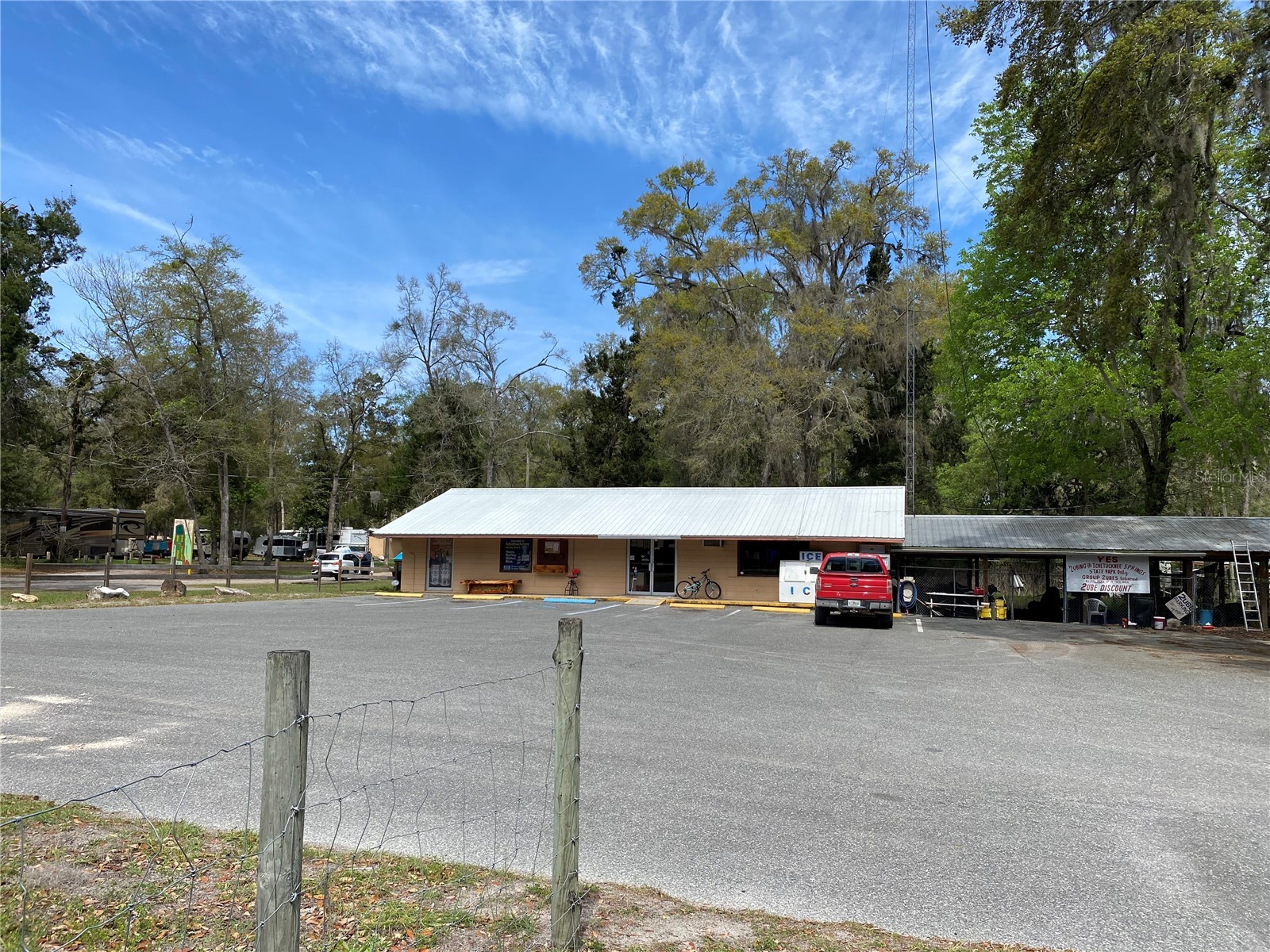 8587 SW Elim Church Road Fort White FL 32038 - ICHETUCKNEE SPRINGS & RIVER V4947990 image1