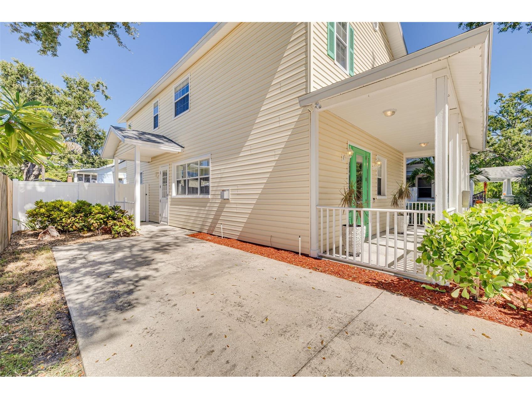 859 23rd Avenue N Saint Petersburg FL 33704 TB8440330 image18