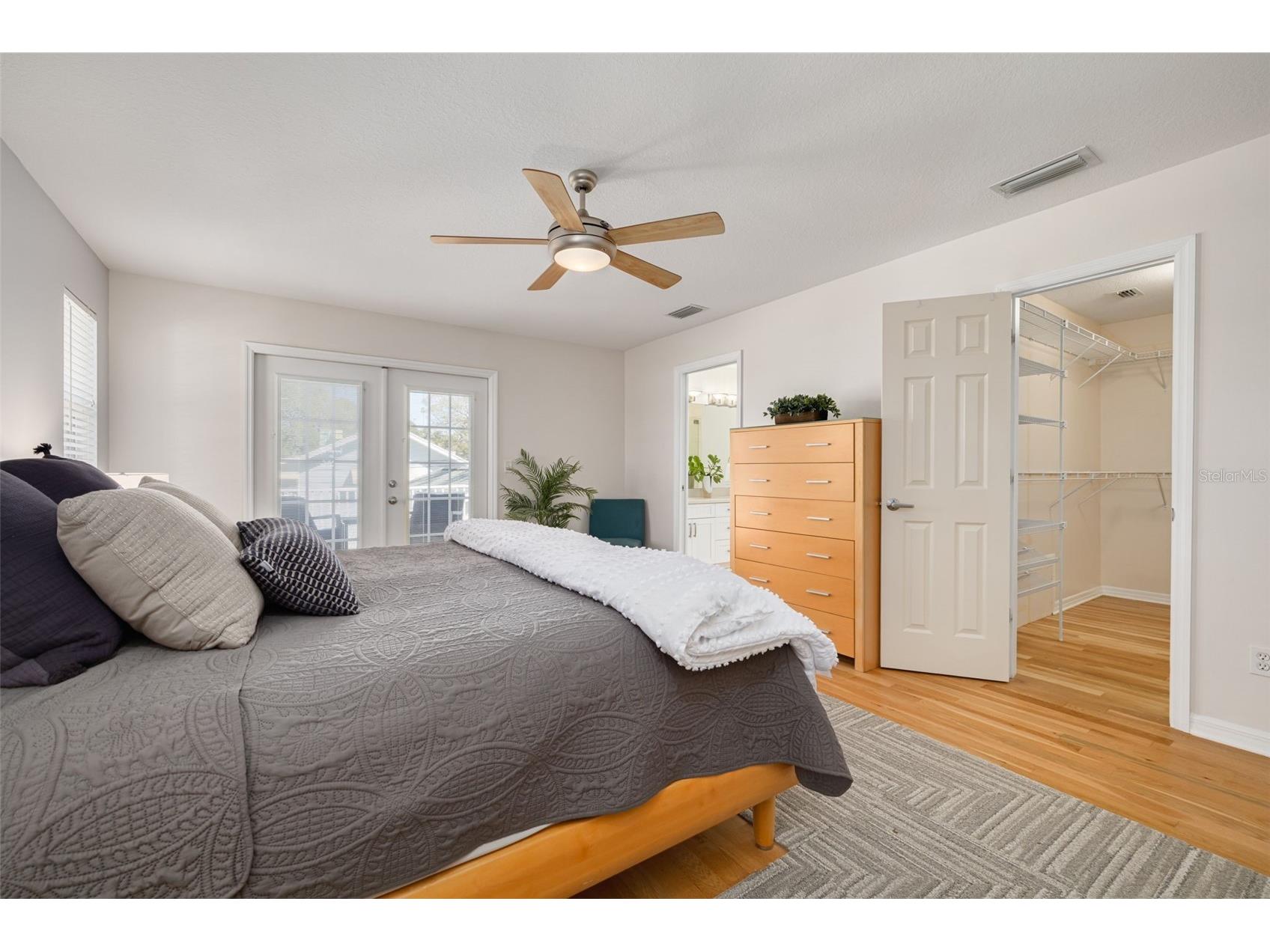 859 23rd Avenue N Saint Petersburg FL 33704 TB8440330 image28