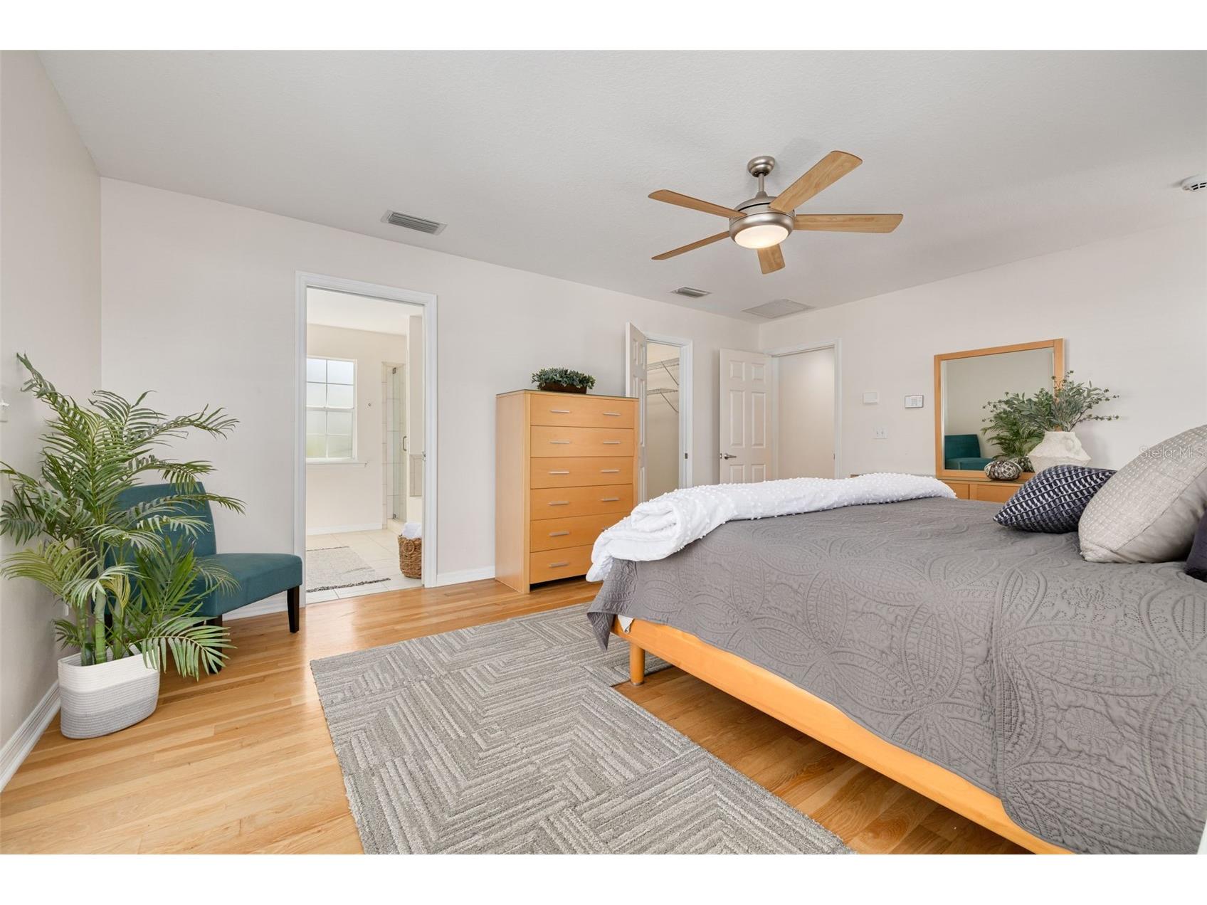 859 23rd Avenue N Saint Petersburg FL 33704 TB8440330 image29