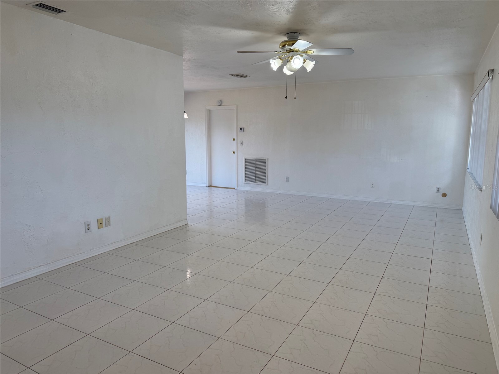 859 72nd Avenue N Saint Petersburg FL 33702 TB8486246 image5