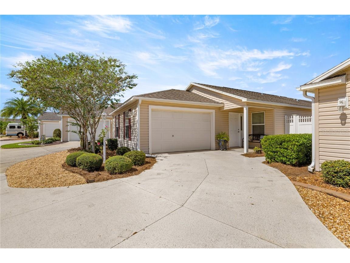 859 Amber Court The Villages FL 32163 G5102308 image1