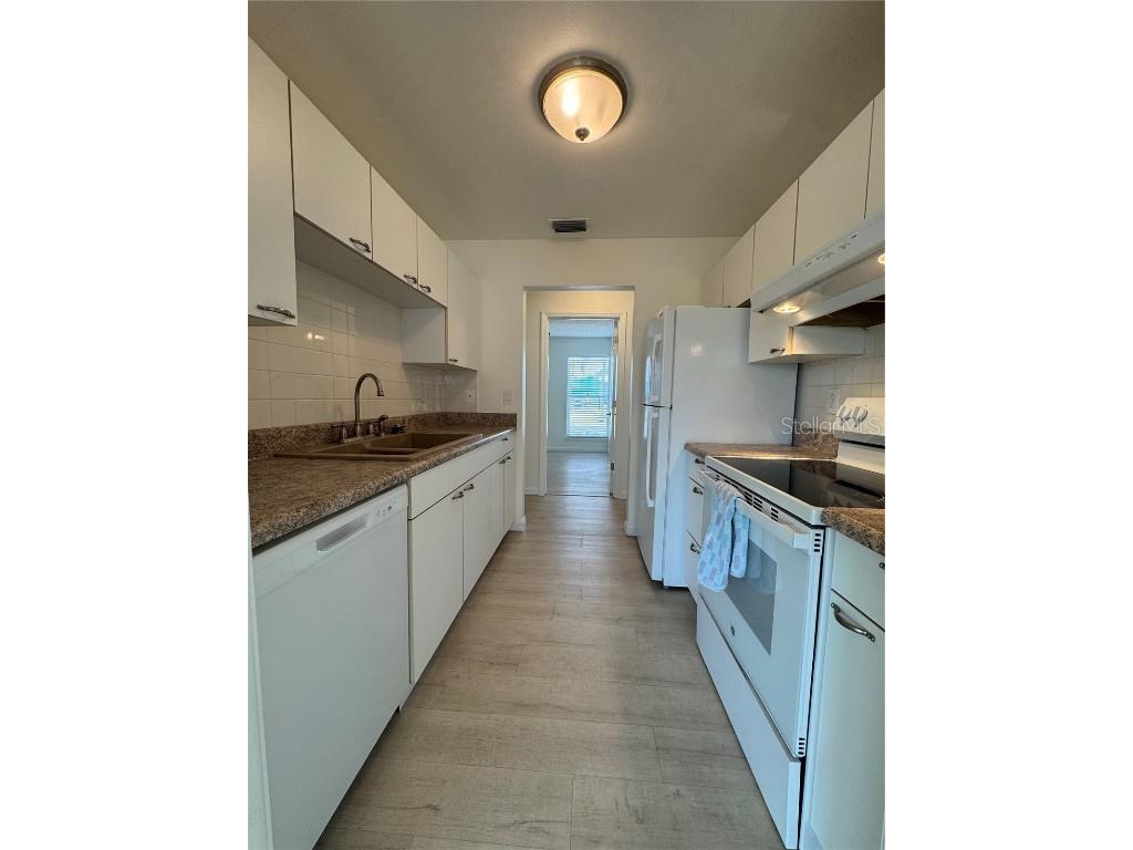 859 Audubon Drive #859 Bradenton FL 34209 A4645701 image7