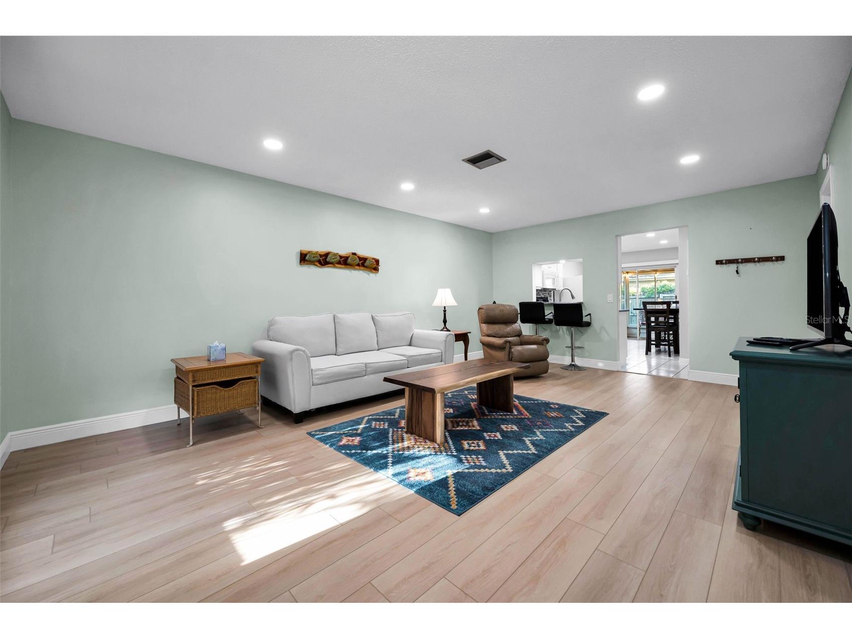 859 Oxford Court Dunedin FL 34698 TB8501250 image6