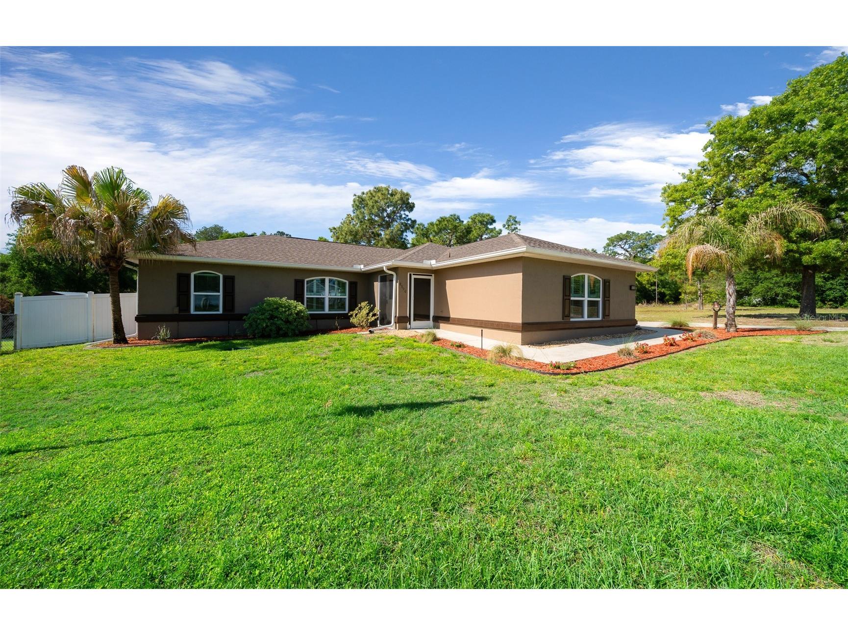 8590 SE 159th Lane Summerfield FL 34491 G5111055 image4