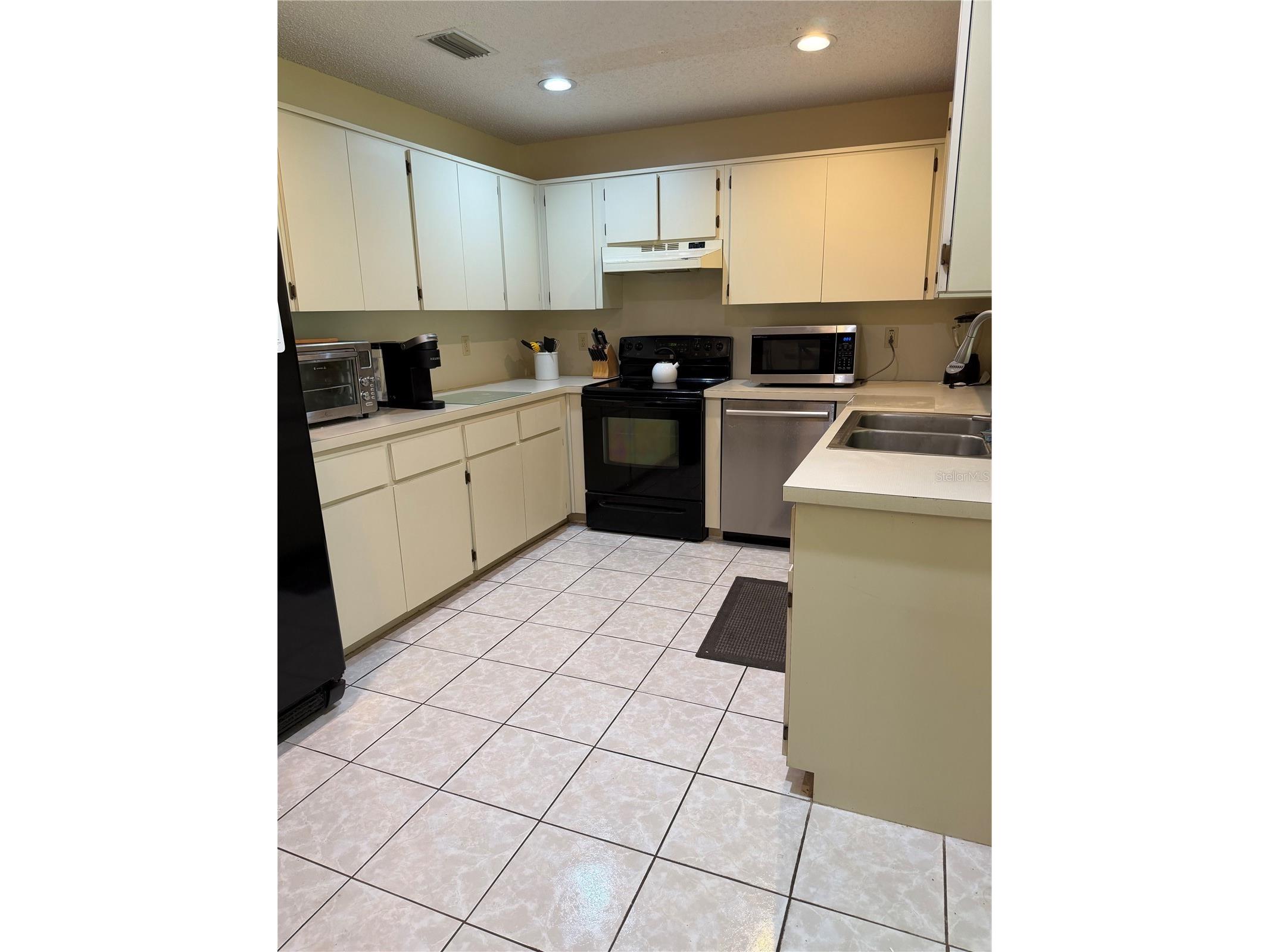 8591 SW 93rd Place #B Ocala FL 34481 OM727949 image6