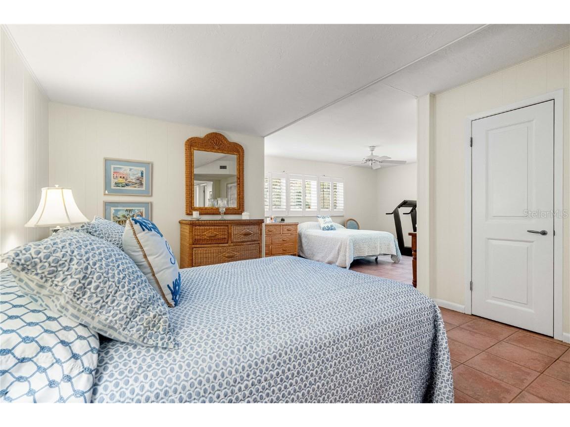 8592 Hidden Lagoon Road Sarasota FL 34242 - GULF OF MEXICO A4648285 image53