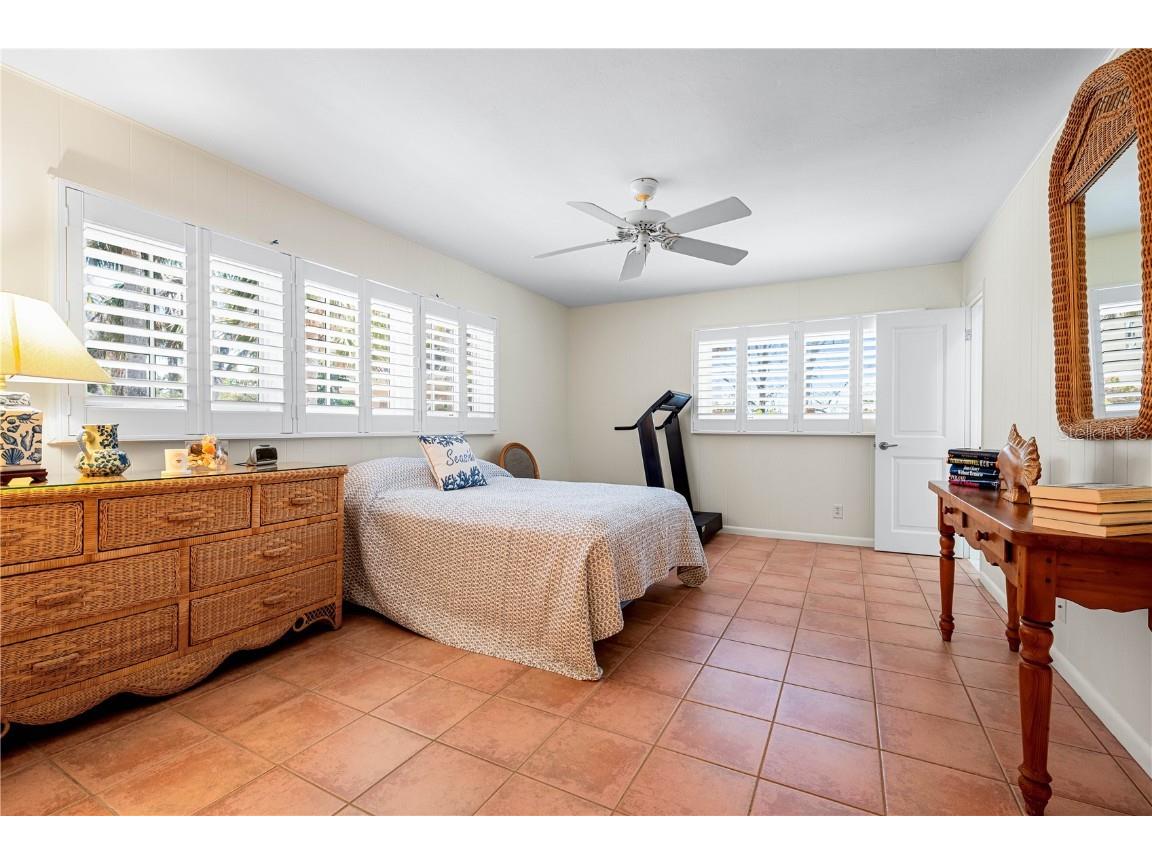 8592 Hidden Lagoon Road Sarasota FL 34242 - GULF OF MEXICO A4648285 image54