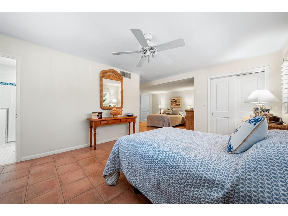 8592 Hidden Lagoon Road Sarasota FL 34242 - GULF OF MEXICO A4648285 image55