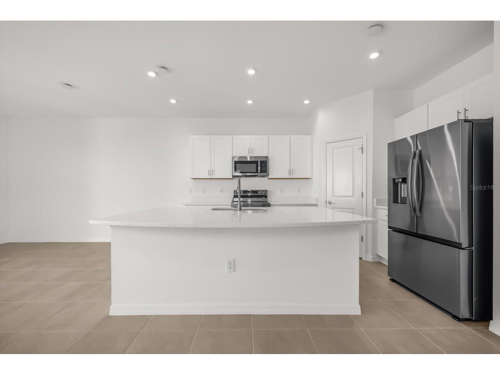 8592 Lunar Skye Street Sarasota FL 34241 A4684224 image11