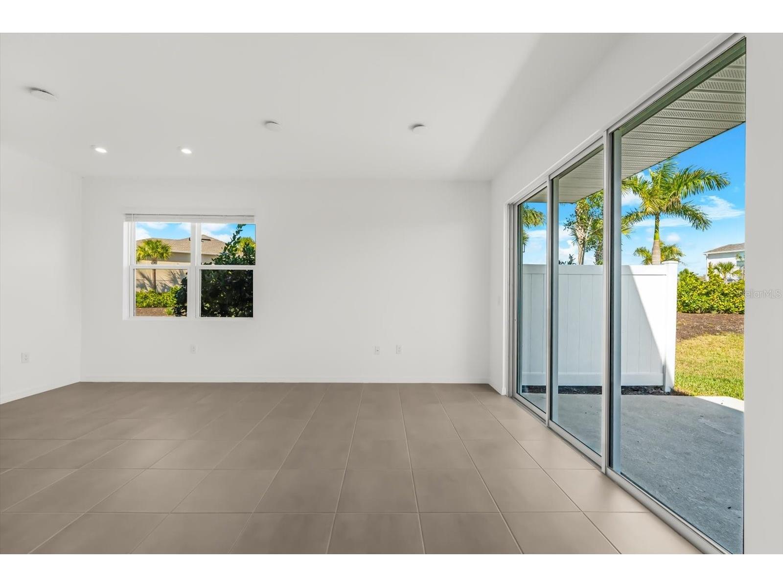 8592 Lunar Skye Street Sarasota FL 34241 A4684224 image24