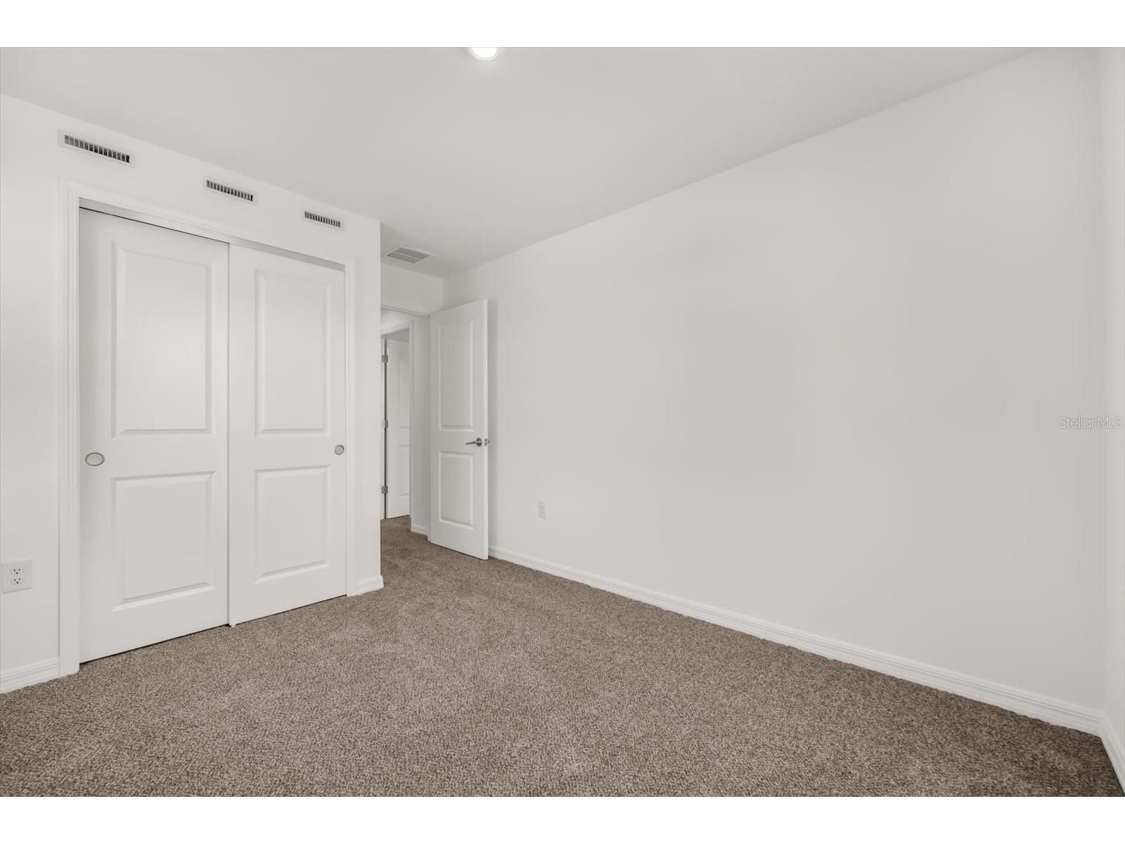 8592 Lunar Skye Street Sarasota FL 34241 A4684224 image38