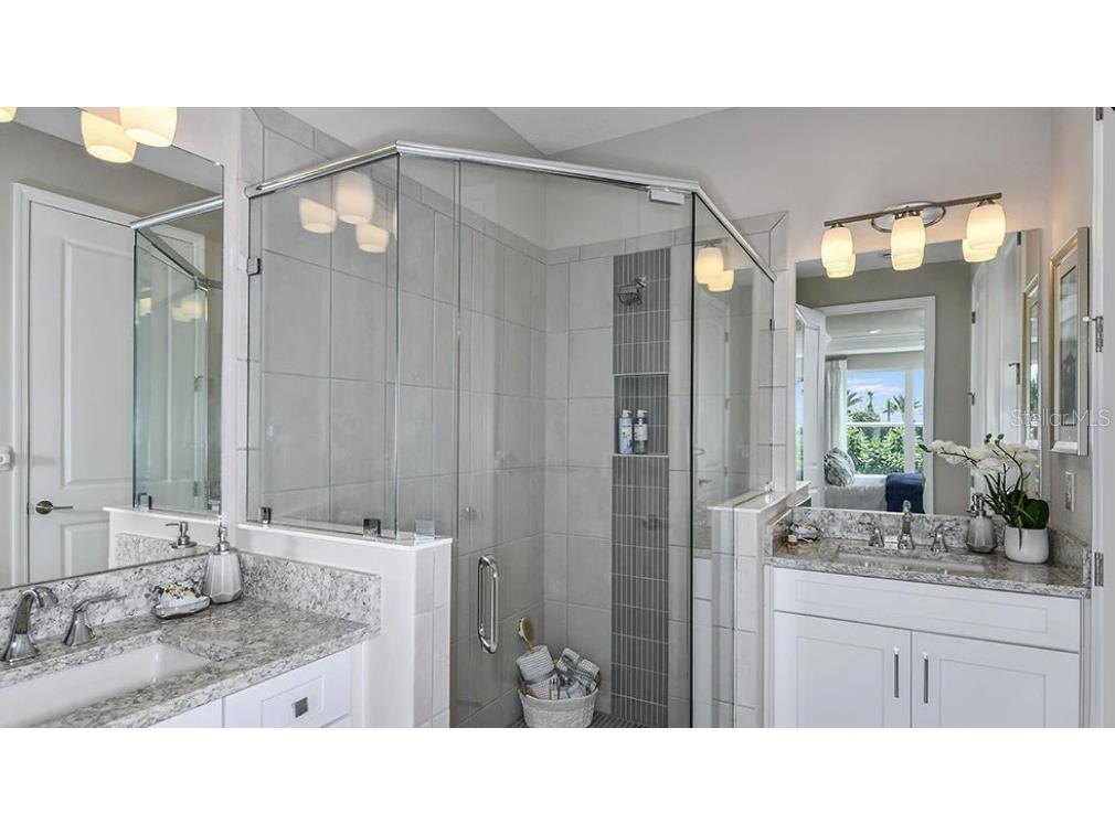 8592 Snowfalll Street Sarasota FL 34241 A4675754 image11