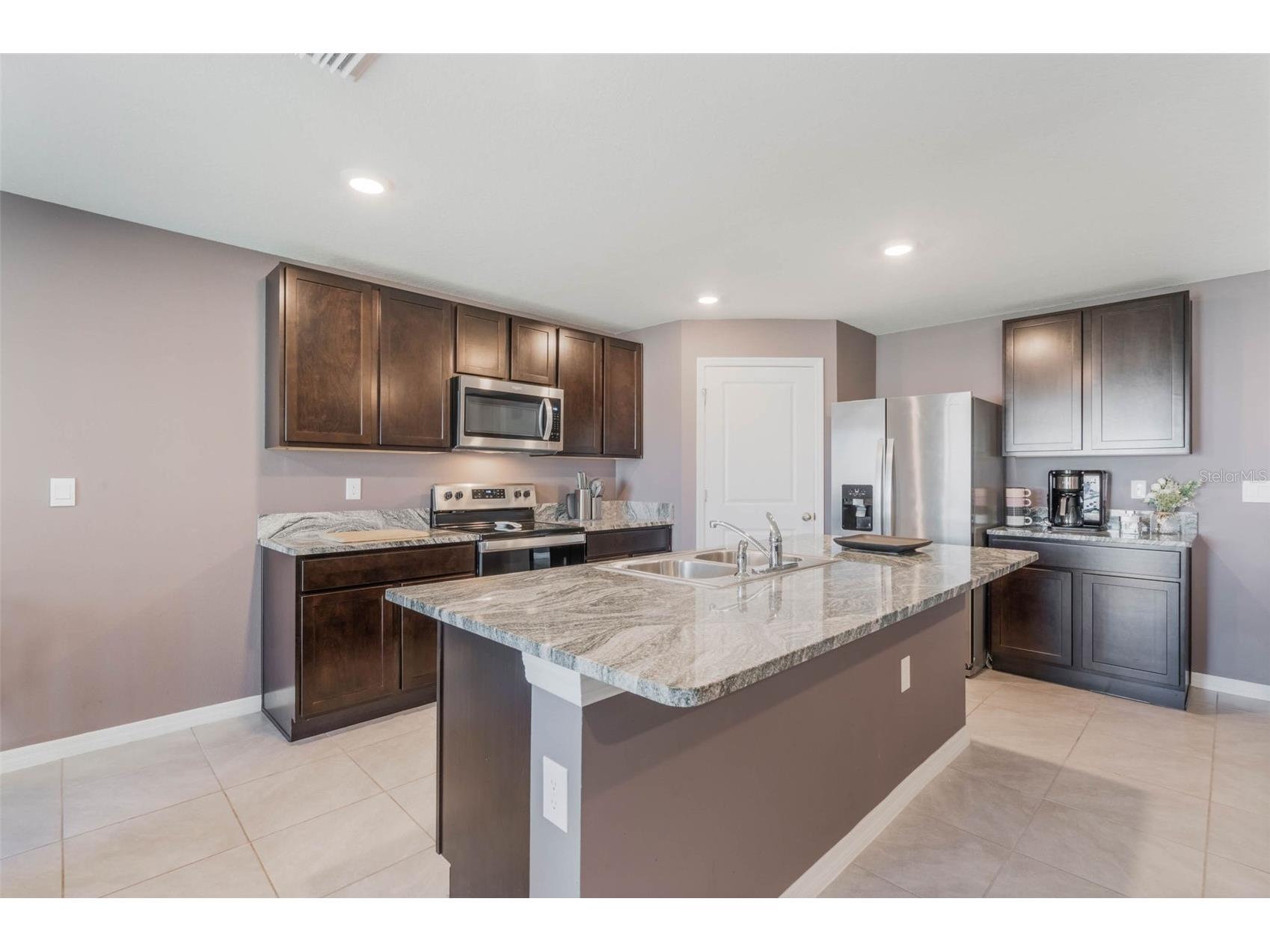 8595 Triumph Circle Wildwood FL 34785 G5108725 image13