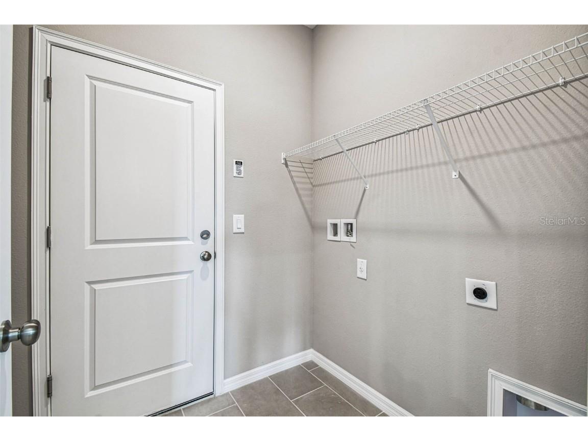 8595 White Pine Ave Brooksville FL 34613 TB8425498 image12