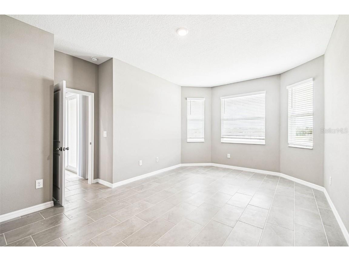 8595 White Pine Ave Brooksville FL 34613 TB8425498 image13