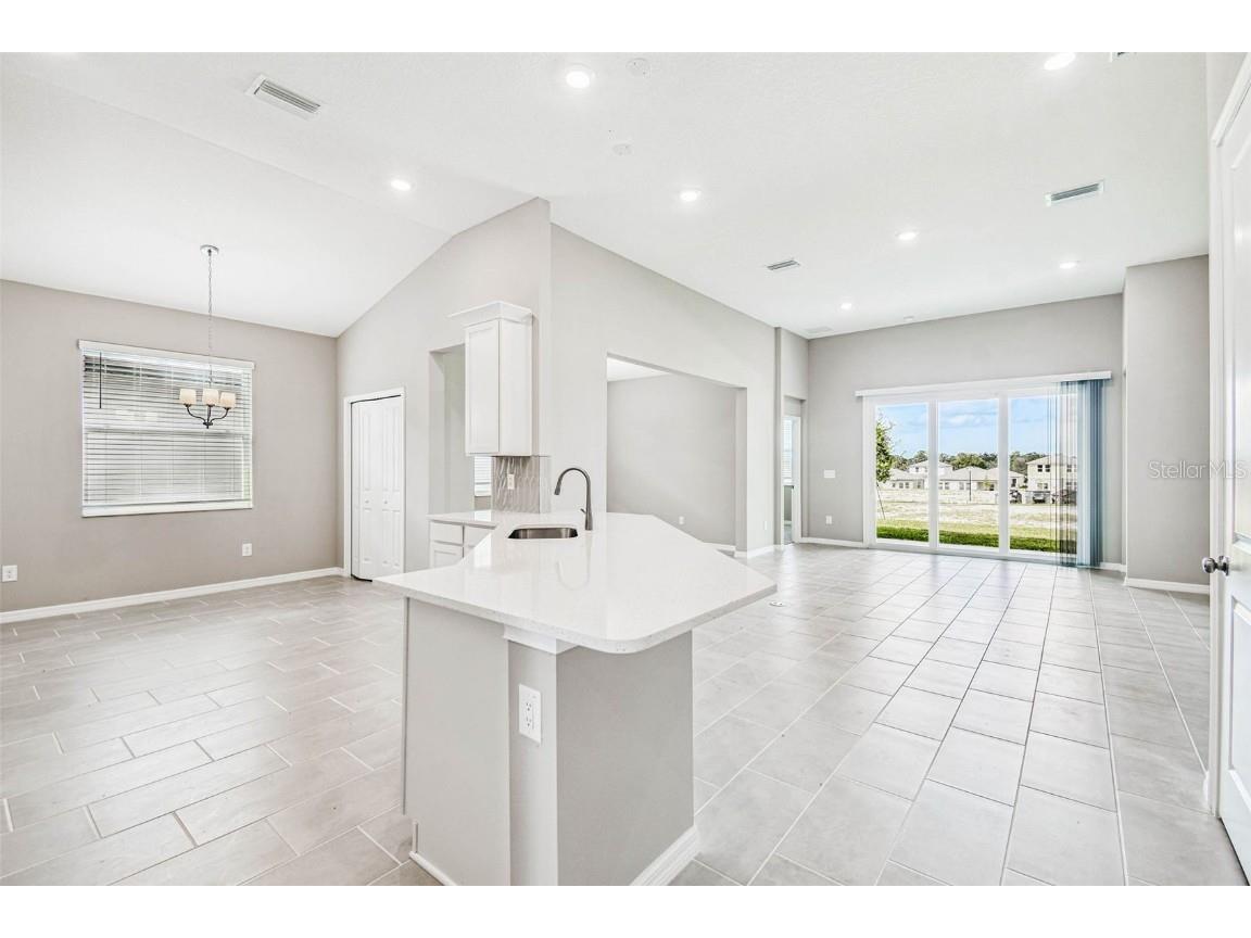 8595 White Pine Ave Brooksville FL 34613 TB8425498 image7