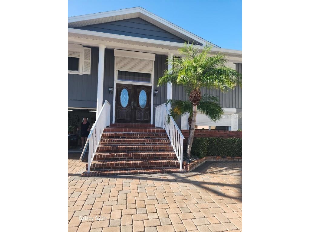 8597 42nd Avenue N Saint Petersburg FL 33709 - BOCA CIEGA BAY J968826 image1