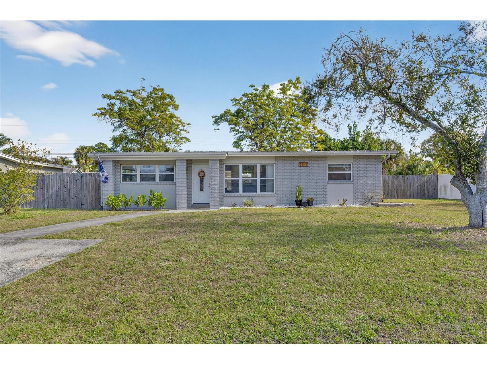 8597 Quail Road Seminole FL 33777 TB8459109 image1