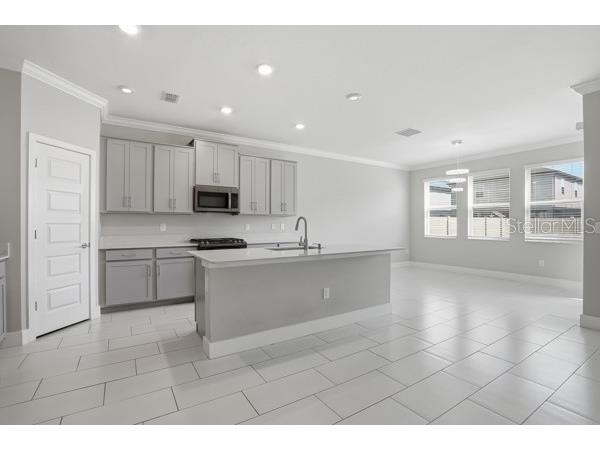 8598 Campus Woods Way New Port Richey FL 34655 W7885270 image6