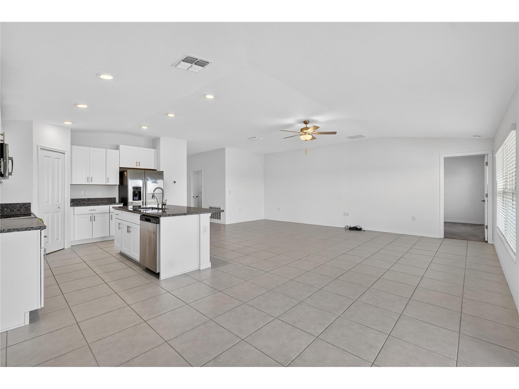 8598 Parsons Hill Boulevard Wesley Chapel FL 33545 O6375372 image4