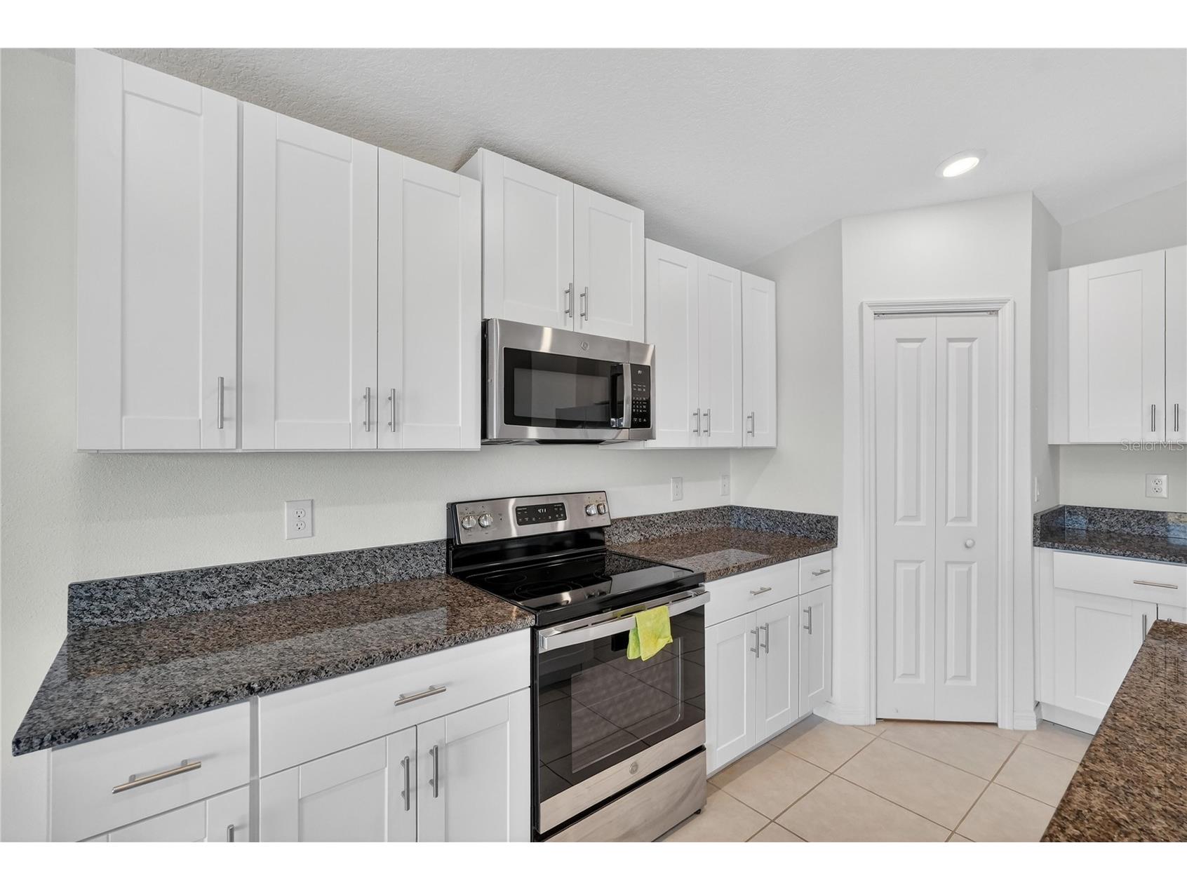 8598 Parsons Hill Boulevard Wesley Chapel FL 33545 O6375372 image6