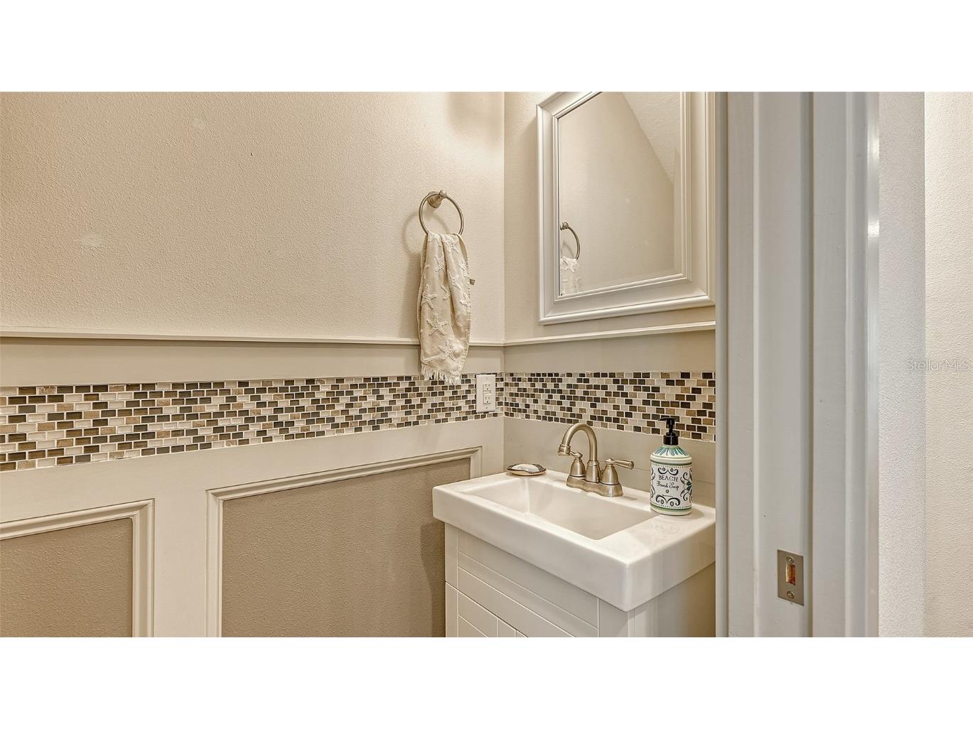 86 Arbor Oaks Drive Sarasota FL 34232 A4660582 image10