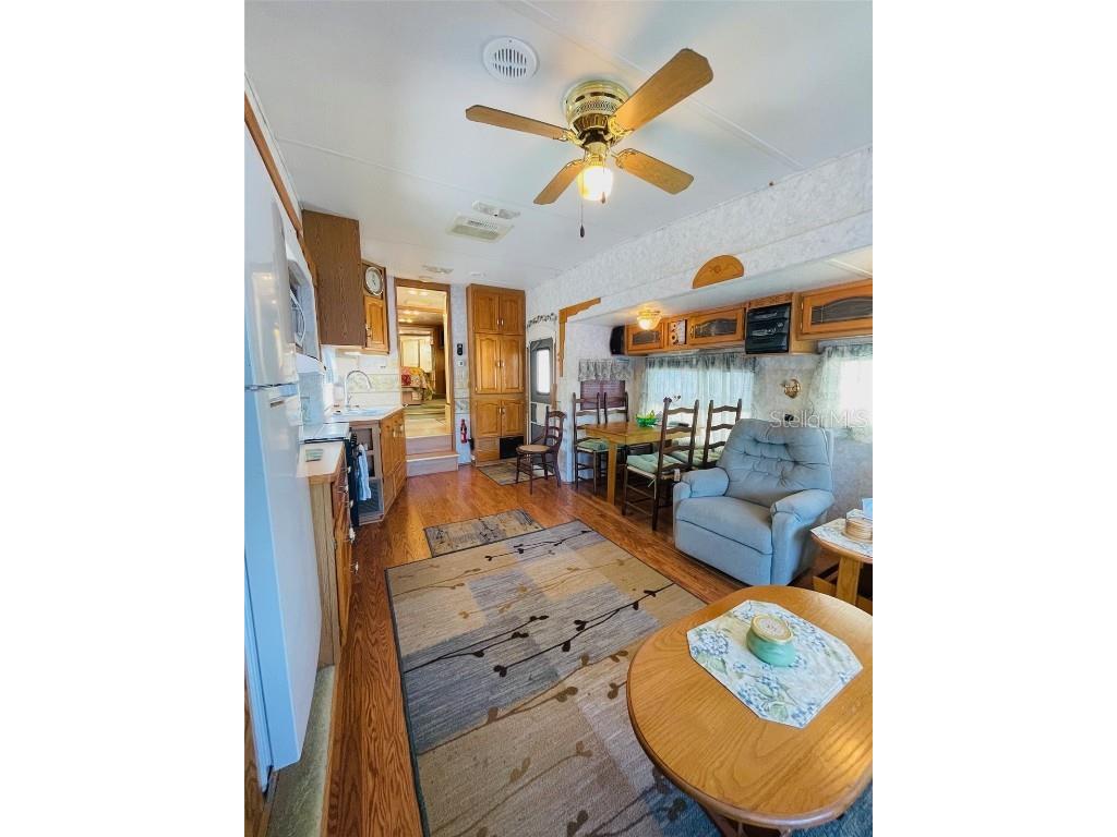 86 Eagle Point S Osteen FL 32764 - Little Lake O6288245 image6