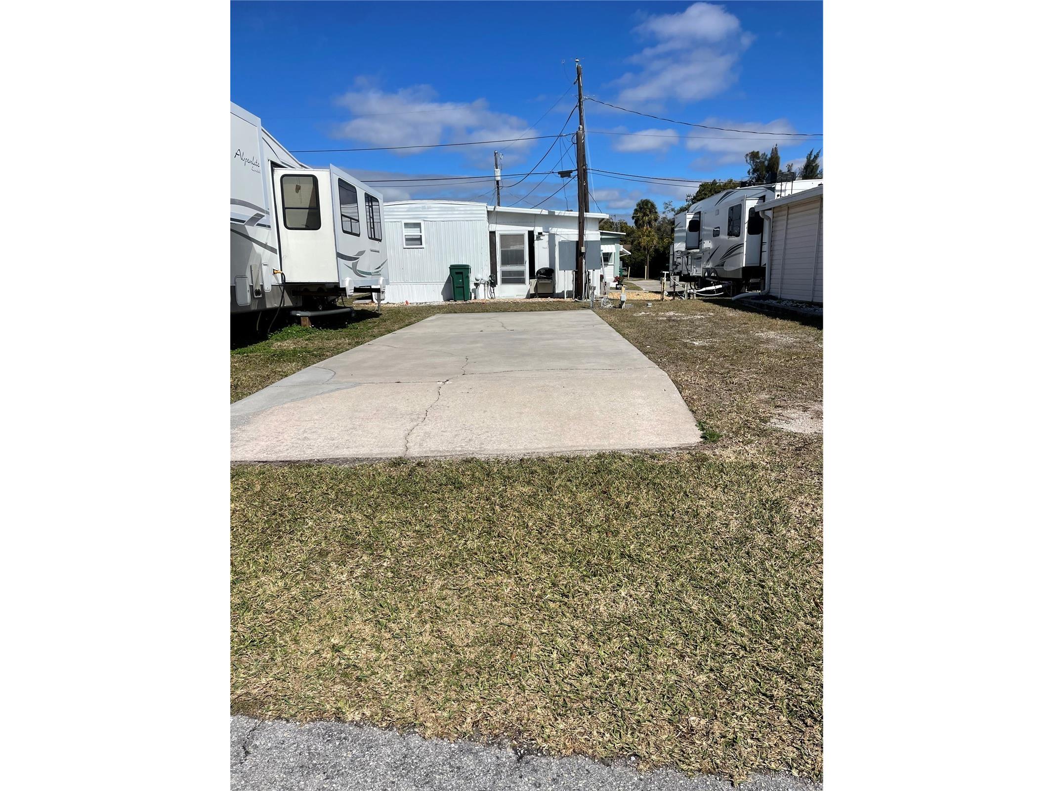 86 Michigan Street Palmetto FL 34221 A4684319 image2