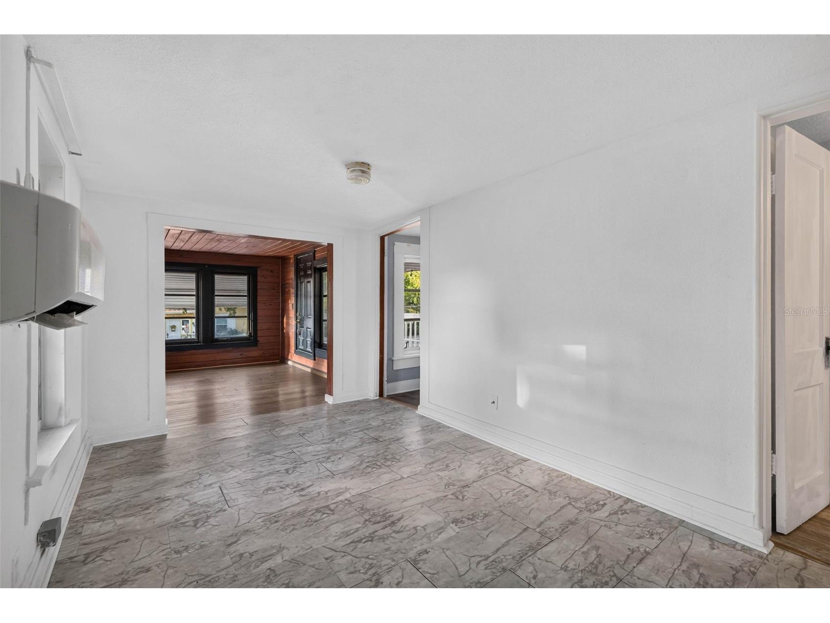 860 12th Avenue N Saint Petersburg FL 33701 TB8517559 image8