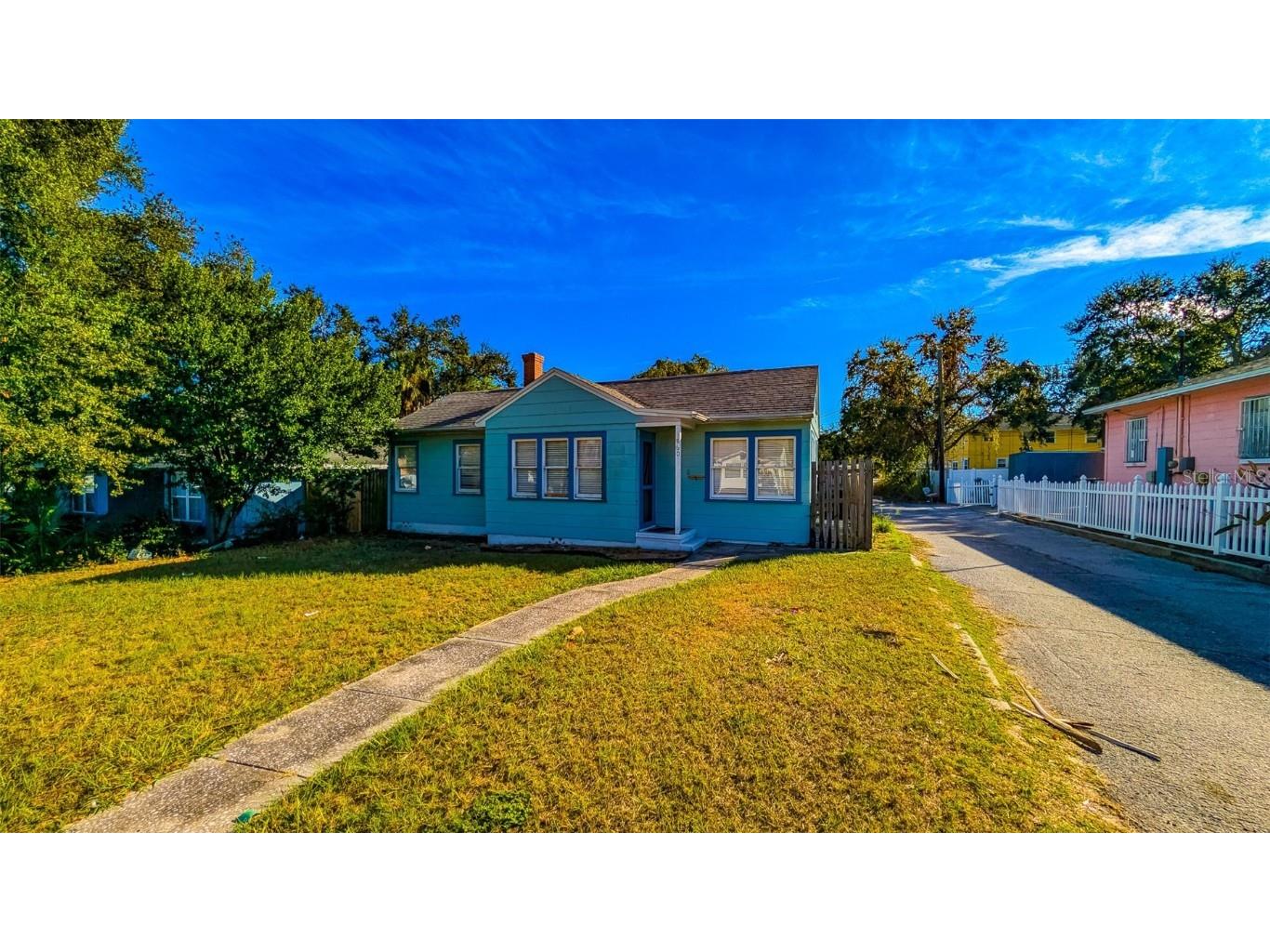 860 16th Avenue S Saint Petersburg FL 33701 TB8454354 image1