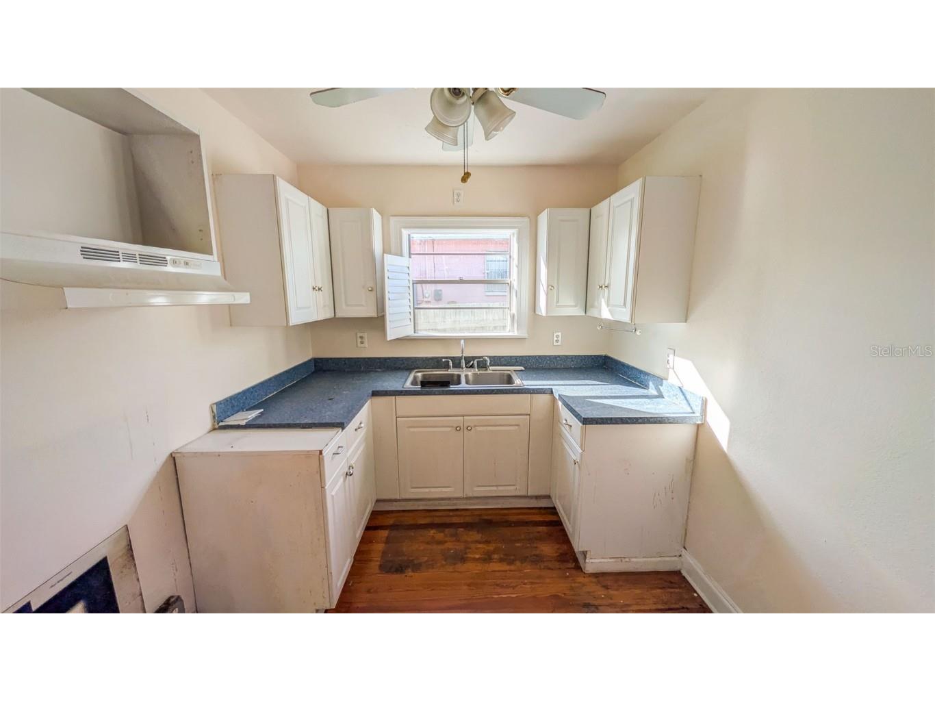 860 16th Avenue S Saint Petersburg FL 33701 TB8454354 image10