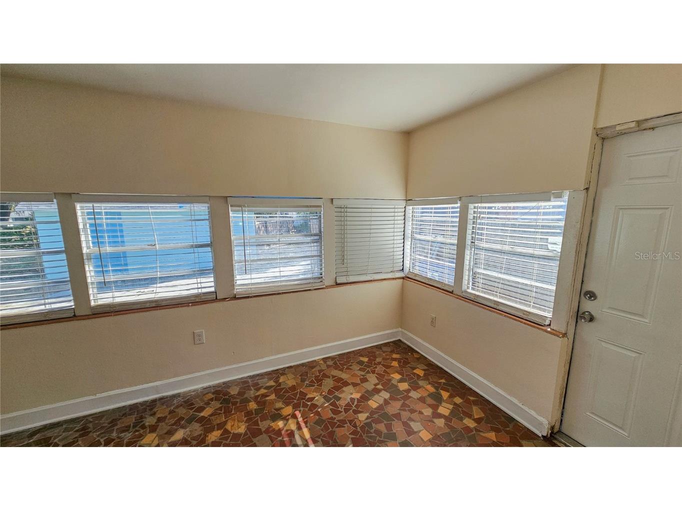 860 16th Avenue S Saint Petersburg FL 33701 TB8454354 image30