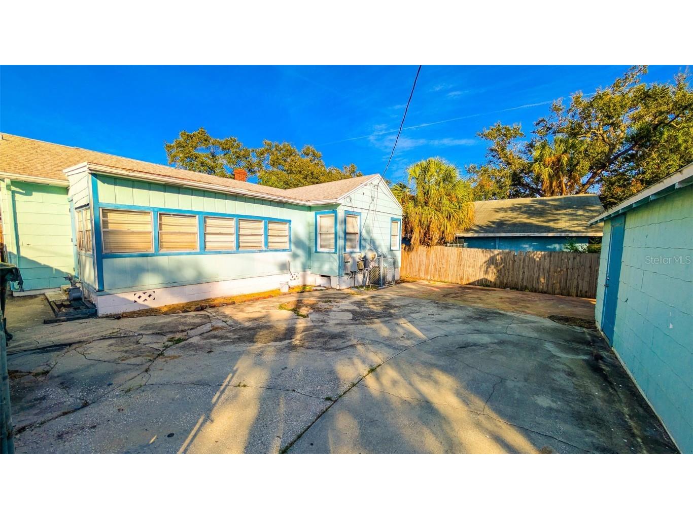 860 16th Avenue S Saint Petersburg FL 33701 TB8454354 image39