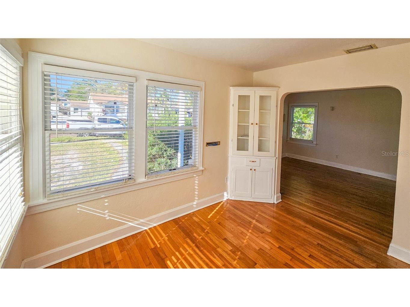 860 16th Avenue S Saint Petersburg FL 33701 TB8454354 image8